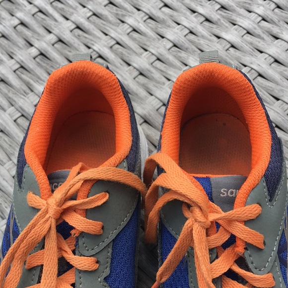 Saucony big kids running shoes - Picture 3 of 8